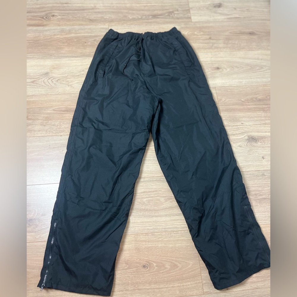 Women’s Black Track Pants size M Y2K windbreakers with pockets that open